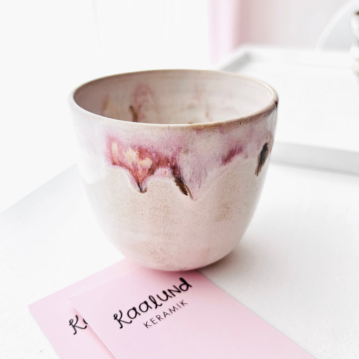 Håndlavet Krus | Nina | Kaalund Keramik