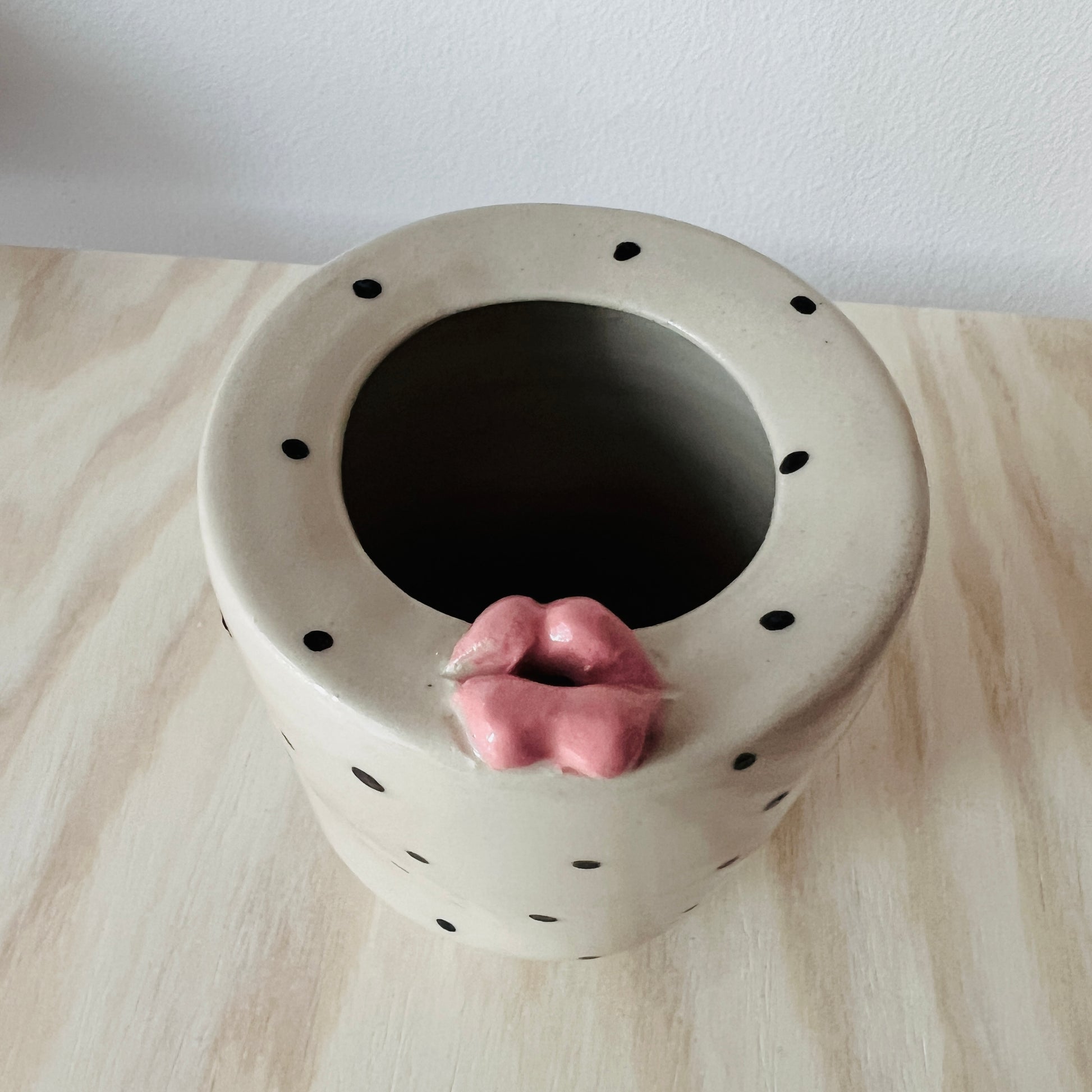 Drik kaffen og få et 💋 kys 
